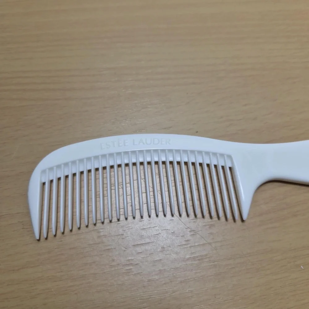 Estee Lauder Vintage 6.5 Inch Hair Tool Travel Comb
